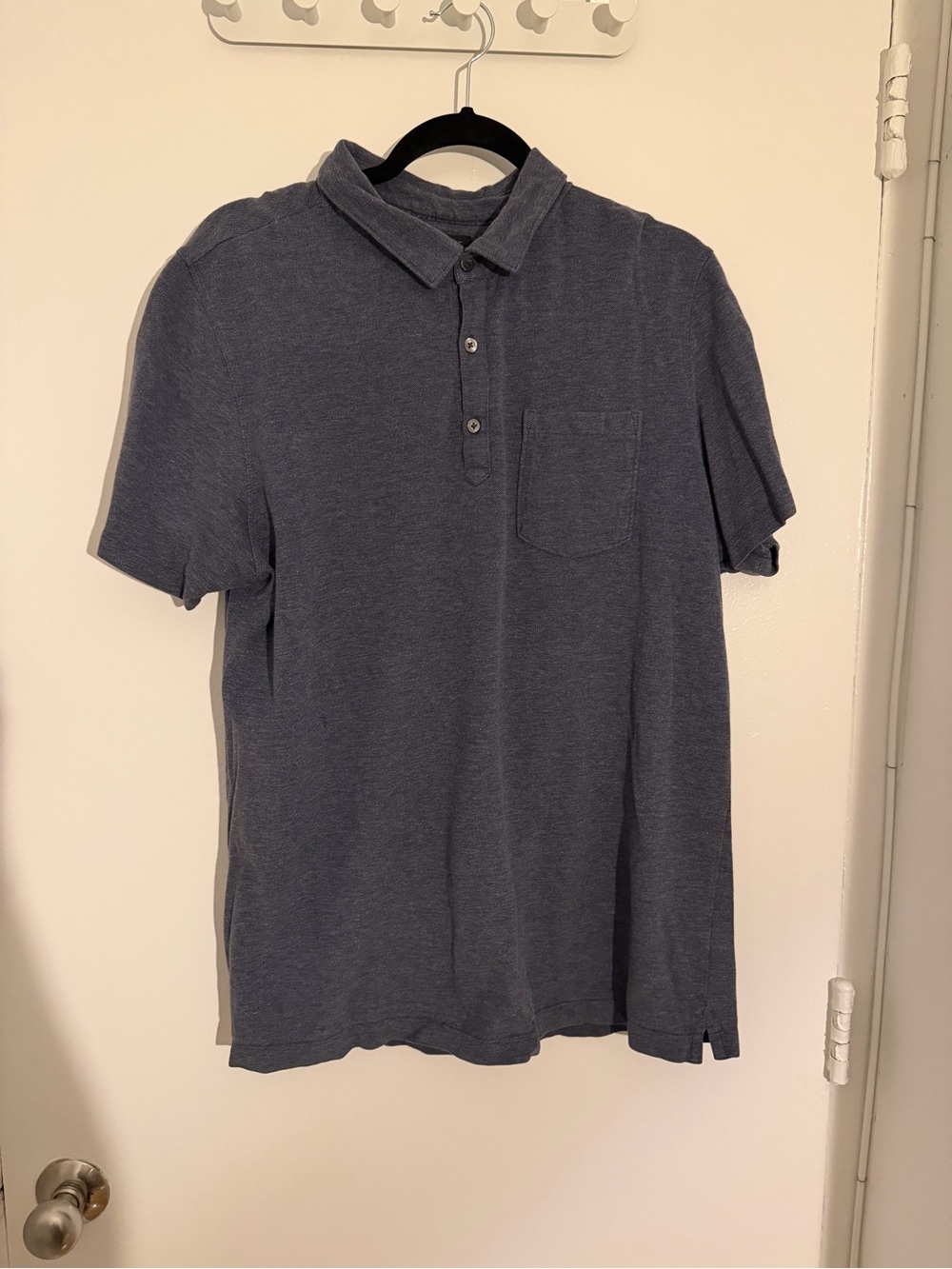 Banana Republic Men's Short Sleeve Polo Shirt in Charcoal Blue